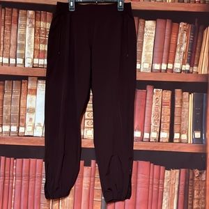 Old navy stretch joggers plum colored size m